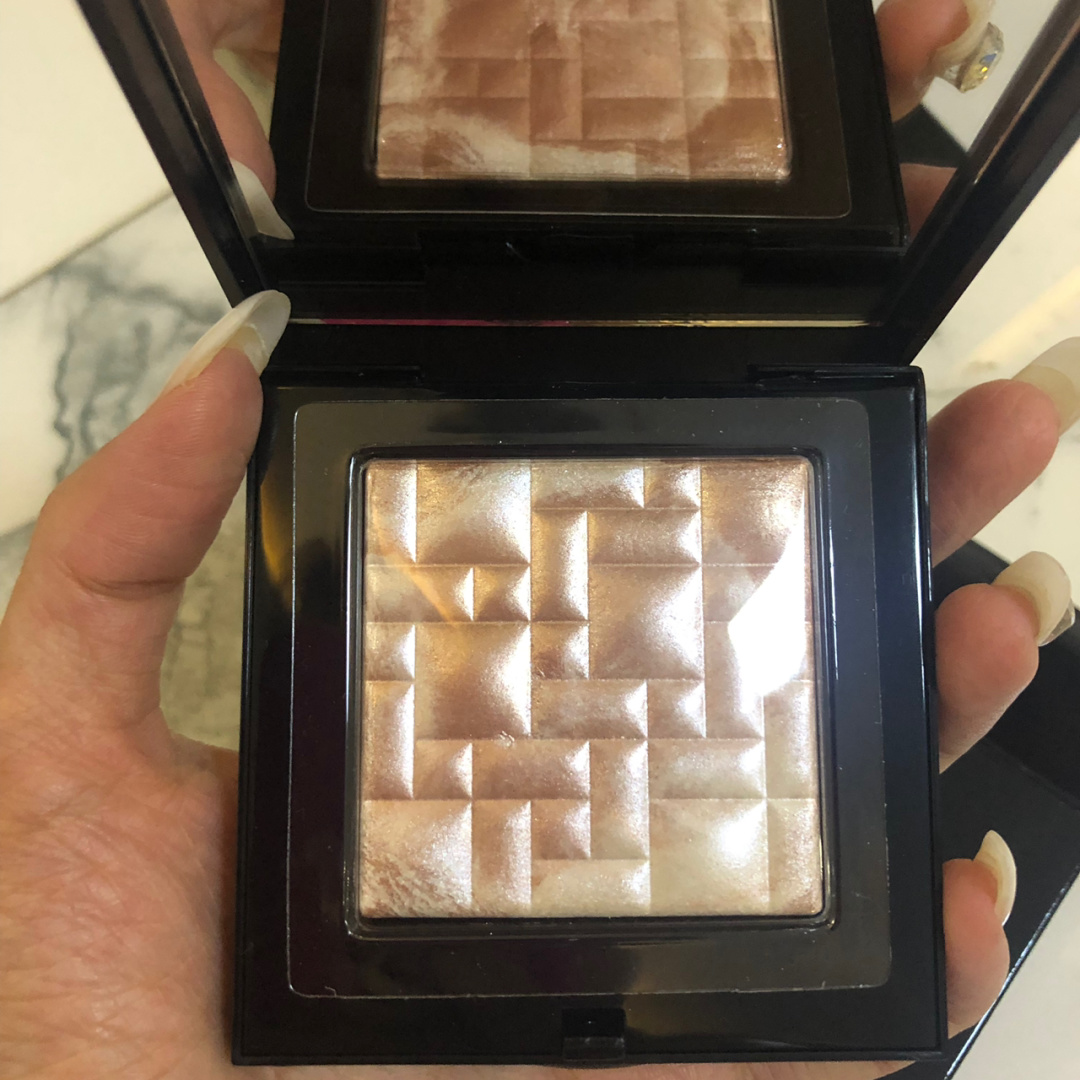 Bobbi Brown HIGHLIGHTING POWDER(Pearl-infused, illuminator) Review